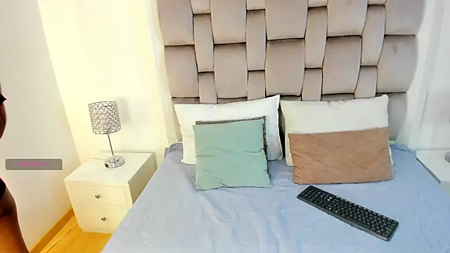 ChikiBom28 online show from 10.09.25