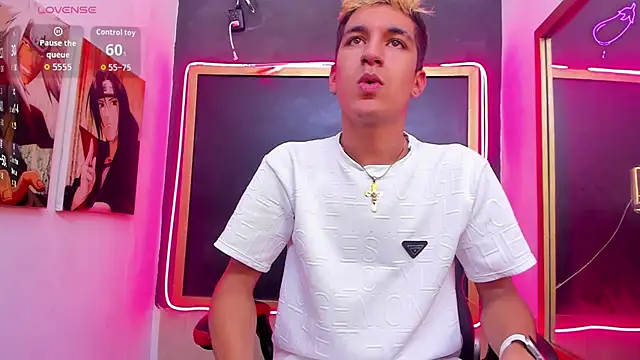 Stiben boy online show from 10.13.25