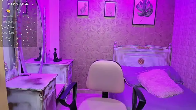 Megane whitte online show from 11.27.25