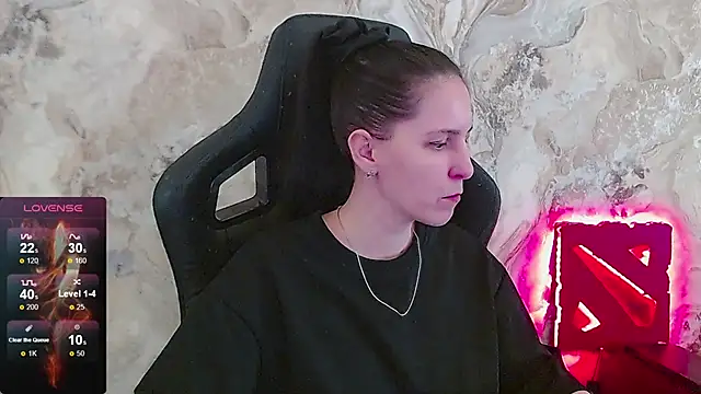 Irwi Tomboy online show from 04.24.26