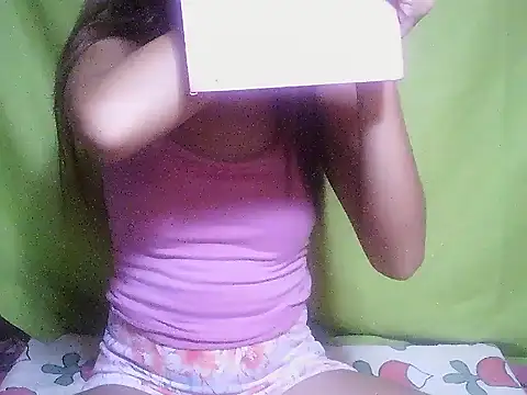 Snapshot of SweetPussie18x chatting on 11.20.25 SweetPussie18x online show from 11.20.25