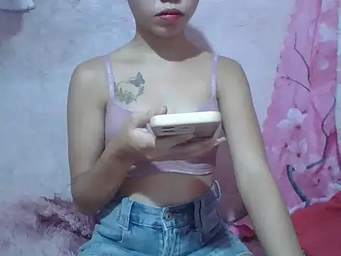SweetPussie18x online show from 05.28.26
