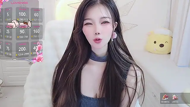 Coco-Di online show from 10.21.25