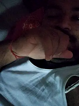 Snapshot of desiyouth94 chatting on 10.04.25 desiyouth94 online show from 10.04.25