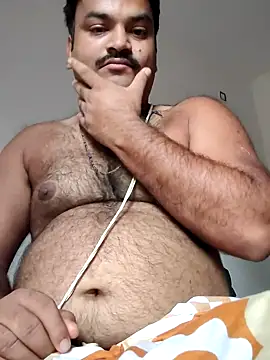 Snapshot of desiyouth94 chatting on 10.17.25 desiyouth94 online show from 10.17.25