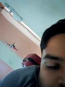 Snapshot of desiyouth94 chatting on 11.02.25 desiyouth94 online show from 11.02.25