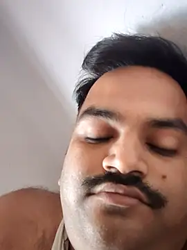 Snapshot of desiyouth94 chatting on 11.08.25 desiyouth94 online show from 11.08.25