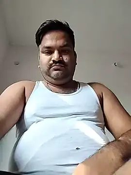 Snapshot of desiyouth94 chatting on 11.26.25 desiyouth94 online show from 11.26.25