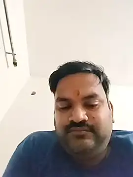 Snapshot of desiyouth94 chatting on 11.27.25 desiyouth94 online show from 11.27.25