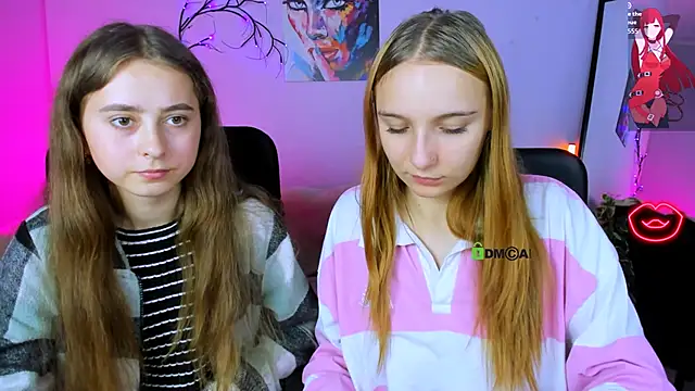 Snapshot of rebecca_smile chatting on 10.10.25 rebecca smile online show from 10.10.25