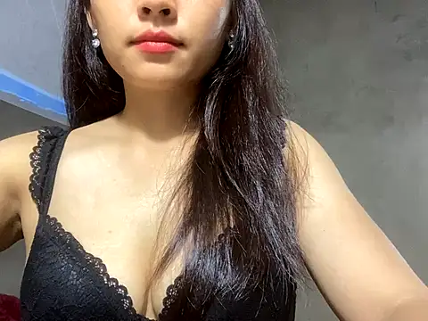 Snapshot of Penny39 chatting on 10.02.25 Penny39 online show from 10.02.25