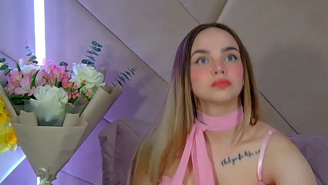 Snapshot of AnitaVenture chatting on 02.08.26 AnitaVenture online show from 02.08.26