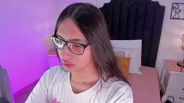 Snapshot of cherrylady_02 chatting on 01.12.26 cherrylady 02 online show from 01.12.26