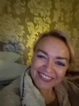 demidelightfulxx online show from 10.22.25