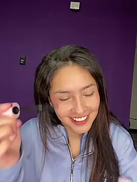 Snapshot of Sweet_pay chatting on 05.17.26 Sweet pay online show from 05.17.26