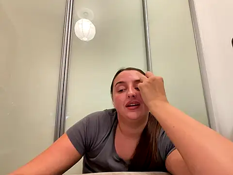 Snapshot of Playfulvixen25 chatting on 10.01.25 Playfulvixen25 online show from 10.01.25