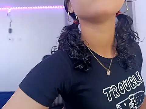 Ivonnybonn online show from 09.26.25