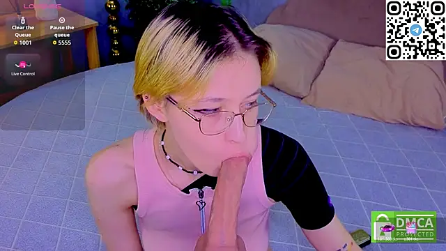 Sharlikiss online show from 04.18.26