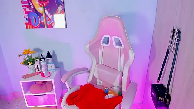 Snapshot of Athenea__fox chatting on 11.11.25 Athenea fox online show from 11.11.25