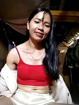 Snapshot of lmc-zz chatting on 10.08.25 lmc-zz online show from 10.08.25