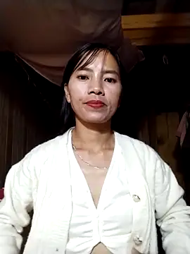 Snapshot of lmc-zz chatting on 10.28.25 lmc-zz online show from 10.28.25