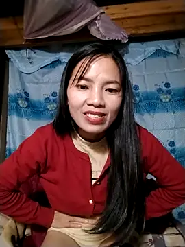 Snapshot of lmc-zz chatting on 11.26.25 lmc-zz online show from 11.26.25