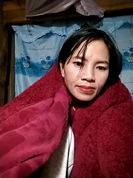 Snapshot of lmc-zz chatting on 11.27.25 lmc-zz online show from 11.27.25