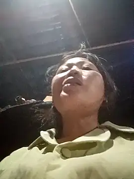 Snapshot of bree-zz chatting on 03.28.26 bree-zz online show from 03.28.26