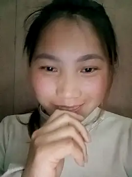 Snapshot of min-xinh chatting on 02.04.26 min-xinh online show from 02.04.26