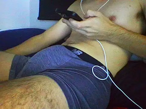 AlbertoRuiz086 online show from 10.16.25