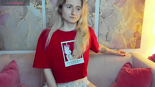 CamillaDreamer online show from 04.18.26