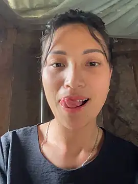 Snapshot of July_sexy69 chatting on 03.26.26 July sexy69 online show from 03.26.26