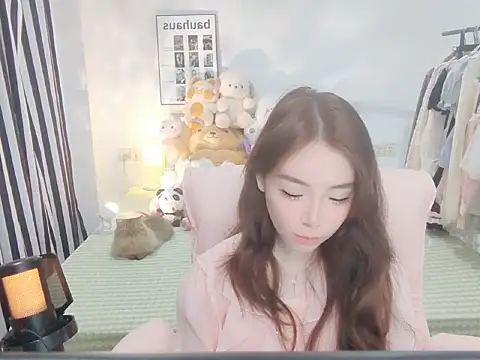 Gardenia-222 online show from 10.13.25