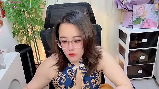 Snapshot of NEWONETO chatting on 02.08.26 NEWONETO online show from 02.08.26