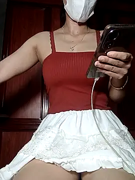 LenaCii online show from 10.15.25