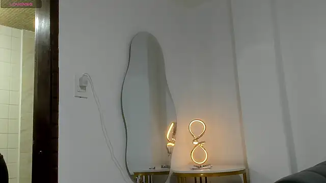 Misaki Kai online show from 04.01.26