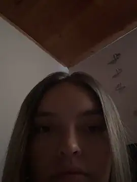 Miia Millerr online show from 10.31.25