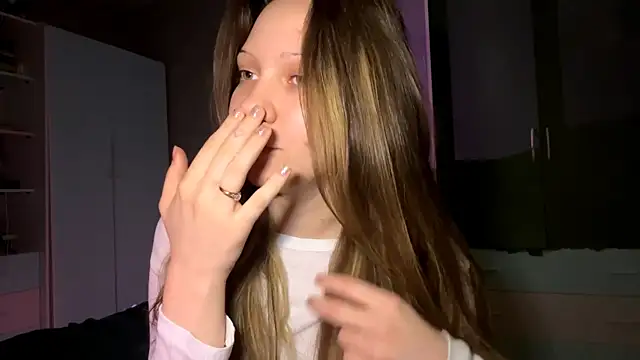 EmiIyKitty online show from 03.01.26