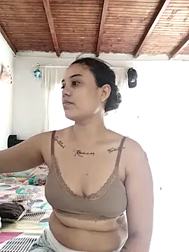 Snapshot of aurofox21 chatting on 10.07.25 aurofox21 online show from 10.07.25