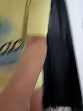 Amelia Rivas online show from 04.15.26