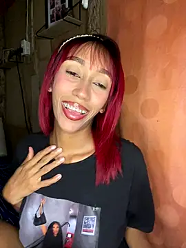 Snapshot of Zasha_Romero chatting on 10.24.25 Zasha Romero online show from 10.24.25