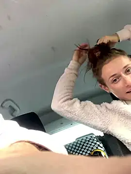 GoldenPussy1329 online show from 10.26.25