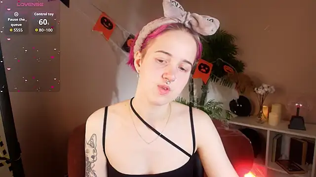 luna son online show from 10.23.25