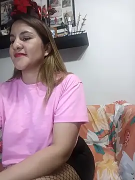 Snapshot of kata_77 chatting on 10.29.25 kata 77 online show from 10.29.25