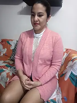 Snapshot of kata_77 chatting on 10.31.25 kata 77 online show from 10.31.25