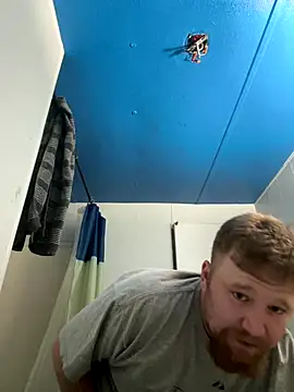 curiousbiguy420 online show from 09.28.25