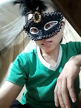 Tuyet xx online show from 10.05.25