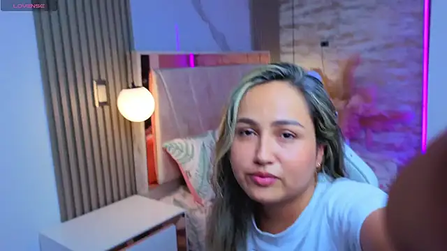 Snapshot of lila_cute1 chatting on 11.02.25 lila cute1 online show from 11.02.25