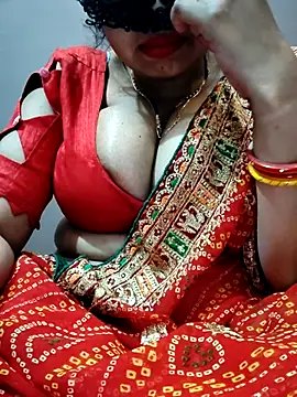 Hot  bhabhi 99 online show from 04.08.26