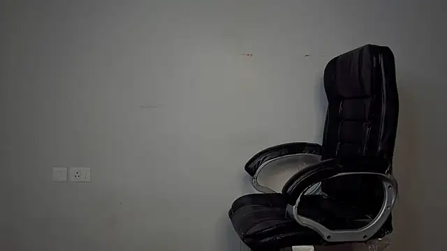 mooonlightbaby online show from 04.10.26